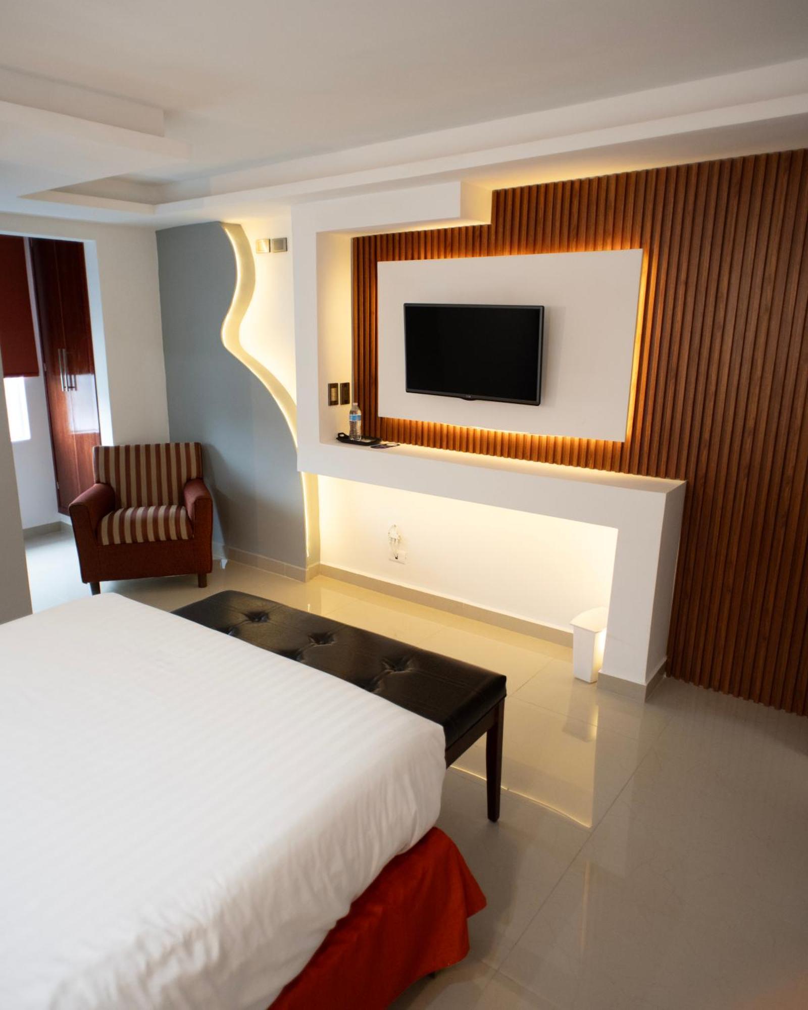 Hotel Atenas คาลาปา ภายนอก รูปภาพ
